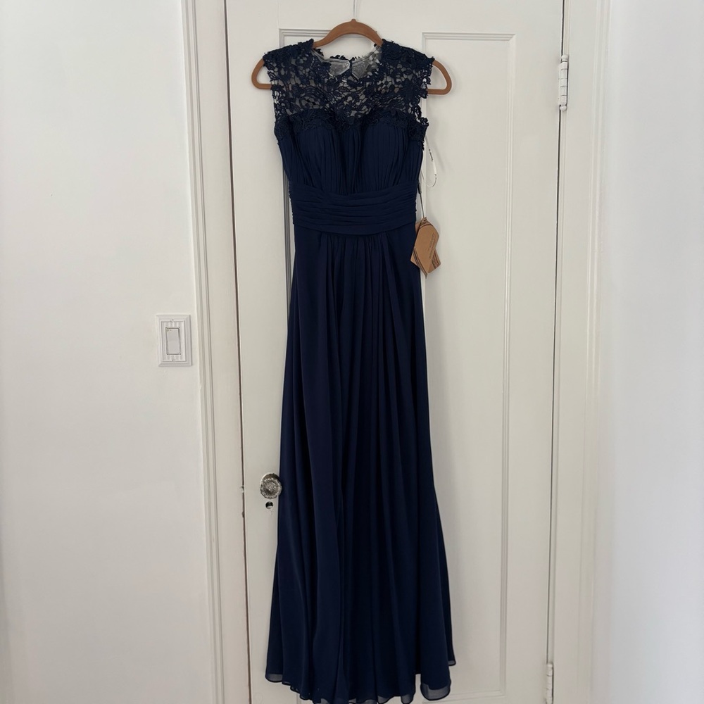 Elegant Navy Lace Evening Gown
